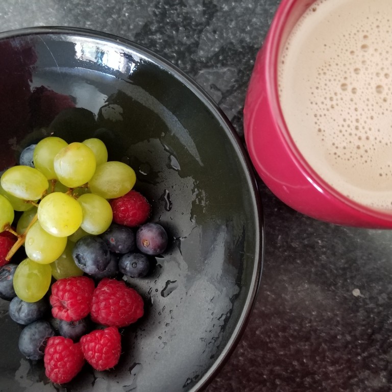 berries-with-coffee
