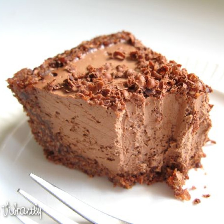 raw-vegan-chocolate-cheesecake-piece_600x450